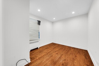 8709 Callie Ave in Morton Grove, IL - Building Photo - Building Photo