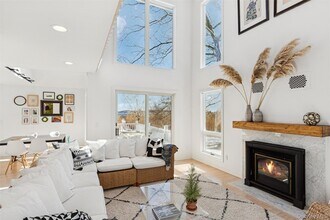 845 Budds Pond Rd in Southold, NY - Building Photo - Building Photo