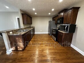 2740 Pointe Ct in Bowling Green, KY - Building Photo - Building Photo