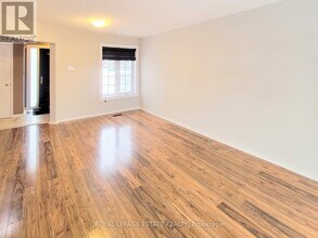 929 Glenbourne Ct in Oshawa, ON - Building Photo - Building Photo