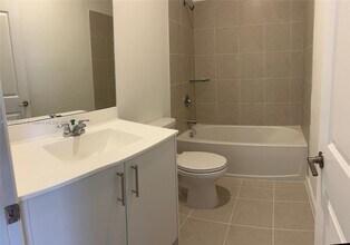 2451 SE 28th St in Homestead, FL - Building Photo - Building Photo