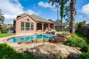34 Canoe Bend Ct in Spring, TX - Building Photo