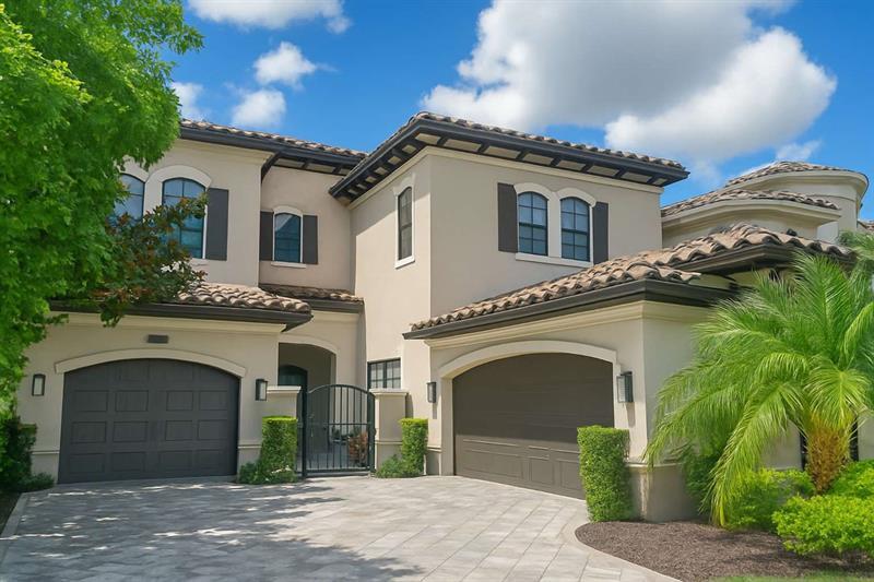 8151 Lost Creek Ln in Delray Beach, FL - Foto de edificio