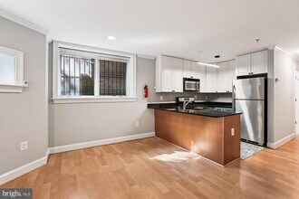 1740 18th St NW in Washington, DC - Building Photo - Building Photo