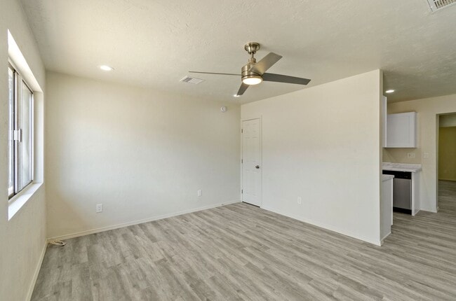 1133 E Lee St in Tucson, AZ - Building Photo - Building Photo