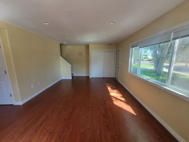 1437 Kimball Ave in Richland, WA - Building Photo - Building Photo