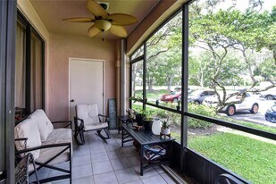 15880 3rd Ct, Unit 1015 in Pembroke Pines, FL - Building Photo