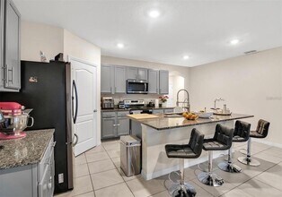 5384 Hickory Downs Wy in St. Cloud, FL - Building Photo - Building Photo