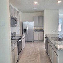 8318 Hardy Bay Lp in Wesley Chapel, FL - Building Photo - Building Photo