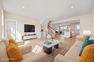 20 Gramercy Dr in Howell, NJ - Building Photo - Building Photo