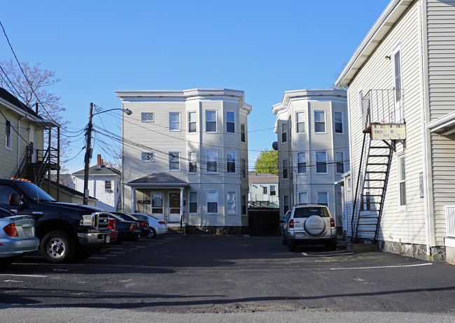 81-87 Moody St in Waltham, MA - Building Photo - Building Photo