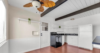 1238 Frances Rd in San Pablo, CA - Foto de edificio - Building Photo