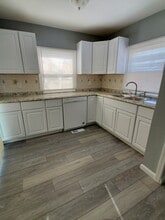 3411 W Mott Ave in Flint, MI - Building Photo - Building Photo