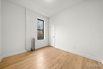 327 Sterling Pl in Brooklyn, NY - Building Photo - Building Photo