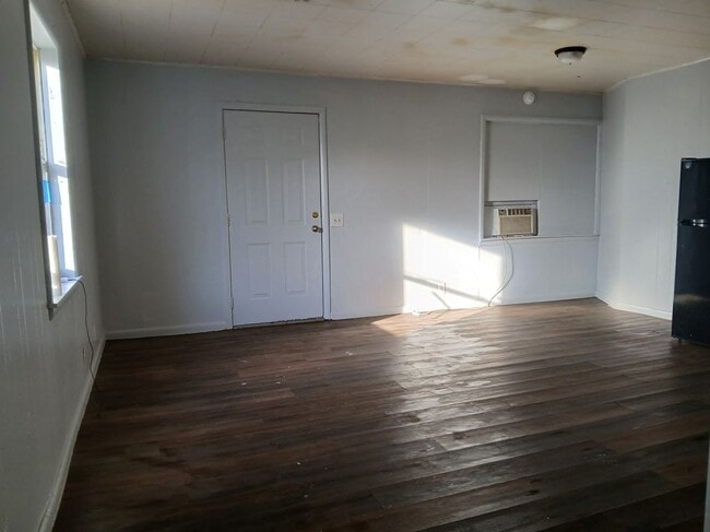 property at 306 Walnut St