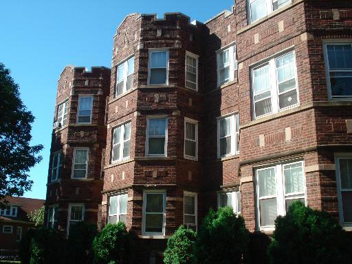 Clarence and Van Buren Bldg in Oak Park, IL - Building Photo
