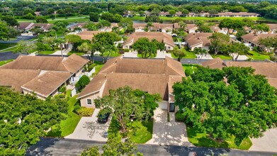 8089 Springtree Rd in Boca Raton, FL - Building Photo - Building Photo