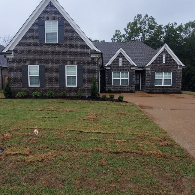 property at 6195 Clover Ct