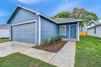 6622 Highlands St in Princeton, TX - Building Photo - Building Photo