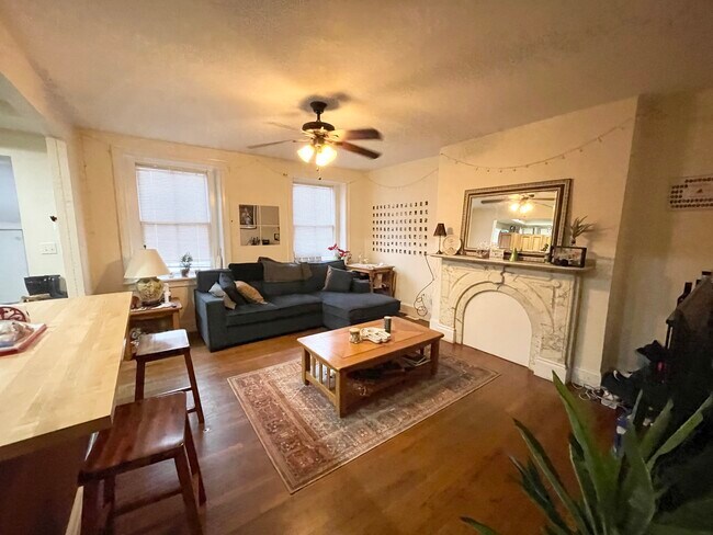 467 Massachusetts Ave, Unit 1 in Boston, MA - Foto de edificio - Building Photo