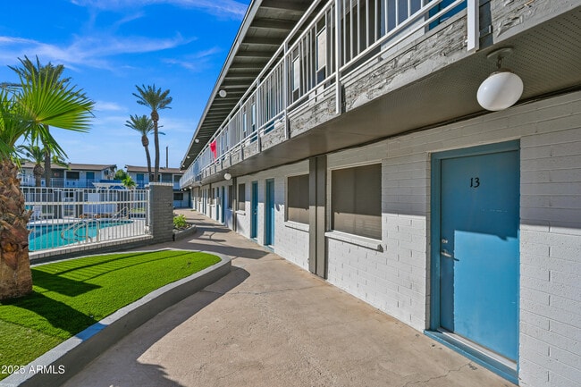 property at 3025 N 32nd St