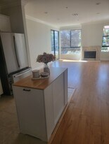 6938 Laurel Canyon Blvd, Unit # 101 in North Hollywood, CA - Building Photo
