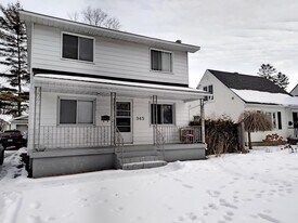 945 Admiral Ave in Ottawa, ON - Building Photo