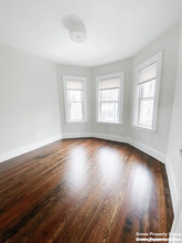 7 Winfield St, Unit 2 in Boston, MA - Building Photo - Building Photo