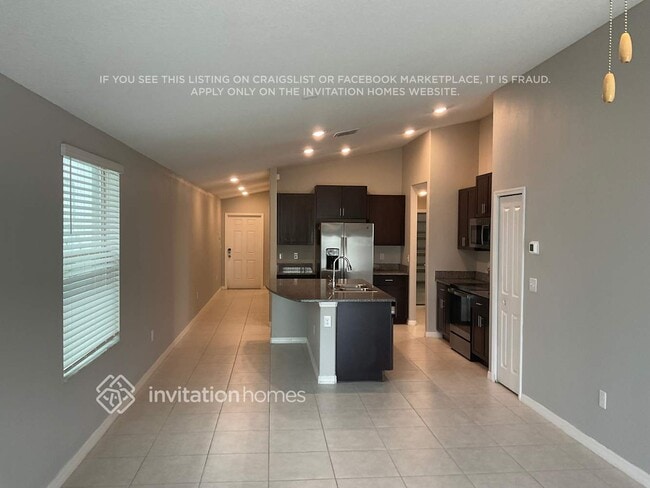 2210 Treesdale Ave in Ruskin, FL - Building Photo - Building Photo