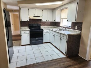 1024 Hilton Ln in Holiday, FL - Building Photo - Building Photo
