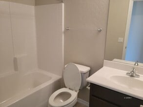 1198 Coventry Dr in Safford, AZ - Building Photo - Building Photo