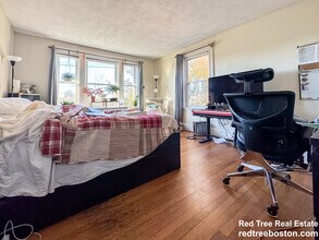 28 Manet Rd, Unit 1 in Chestnut Hill, MA - Building Photo - Building Photo