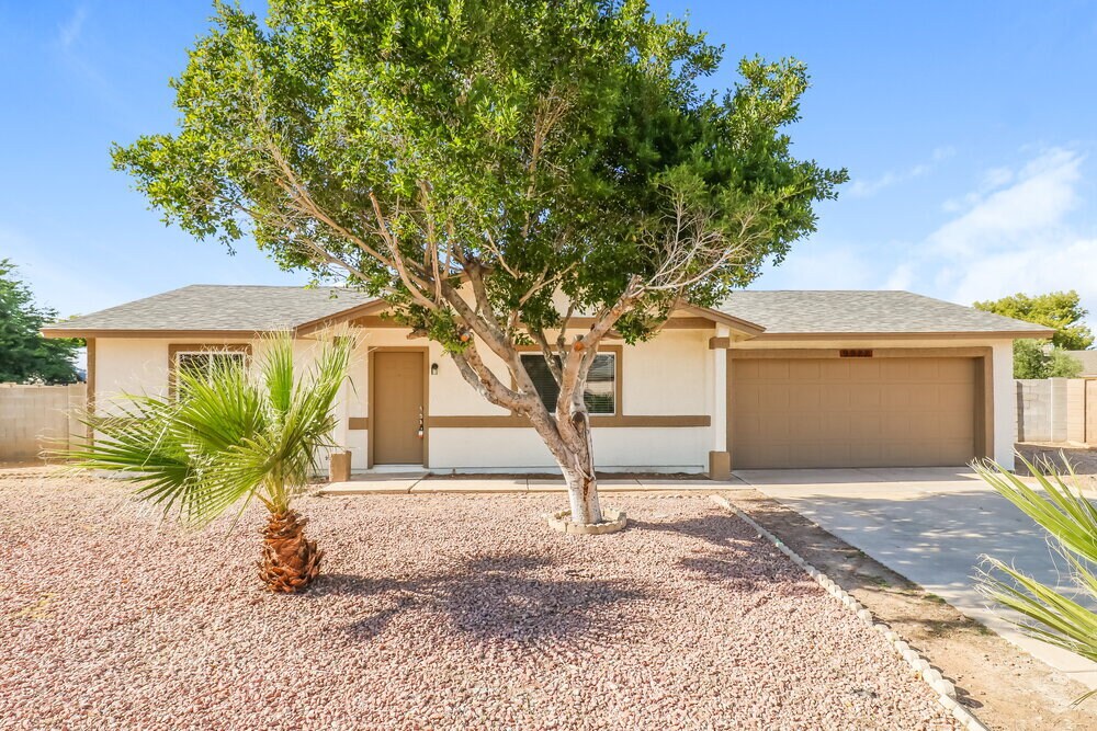 9922 N 88th Ave in Peoria, AZ - Building Photo