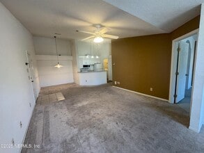 13810 Sutton Park Dr N in Jacksonville, FL - Building Photo - Building Photo