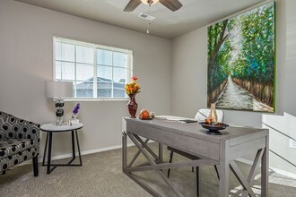 THE CROSSROAD COMMONS in Saukville, WI - Building Photo - Building Photo