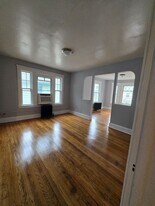 33 Prescott St in Meriden, CT - Building Photo