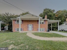4612 Sharon Rd in Temple Hills, MD - Building Photo