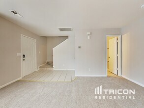 4805 Canipe Dr in Charlotte, NC - Building Photo - Building Photo