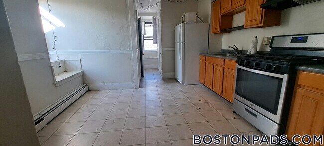 183 Harvard St in Cambridge, MA - Building Photo - Building Photo