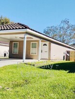 105 Trinidad Cir in Lafayette, LA - Building Photo