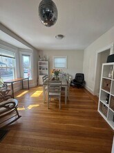 58 Saunders St, Unit 1 in Boston, MA - Building Photo - Building Photo