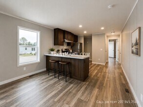 194 F St, Unit 139 in Pittsfield, ME - Foto de edificio - Building Photo