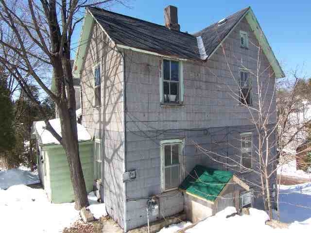 257 Hill St in Ishpeming, MI - Building Photo