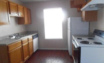 5704 Greengate Dr in Killeen, TX - Building Photo - Building Photo