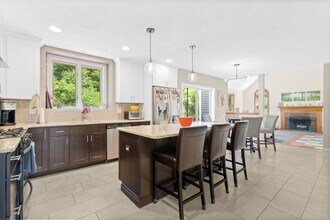 88 Providence Rd in Westford, MA - Building Photo - Building Photo