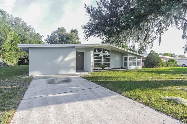 3535 24th Pkwy in Sarasota, FL - Building Photo - Building Photo