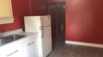 468-470 NE Maiden Ln in Pullman, WA - Building Photo - Building Photo