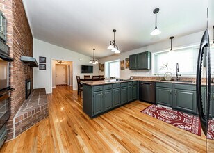 3865 Wolcott Pl in Colorado Springs, CO - Building Photo - Building Photo