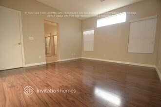10058 Floragold Ct in Las Vegas, NV - Building Photo - Building Photo