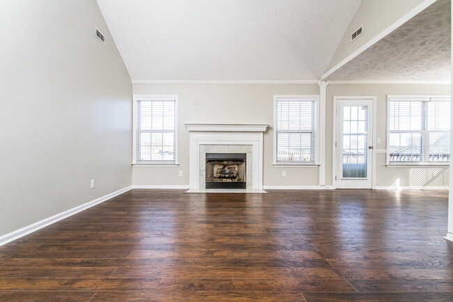 1238 Cason Trail in Murfreesboro, TN - Foto de edificio - Building Photo